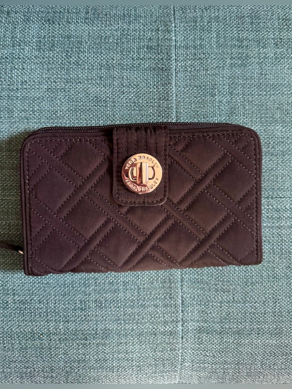 NWT Vera Bradley Turnlock Wallet - Classic Black